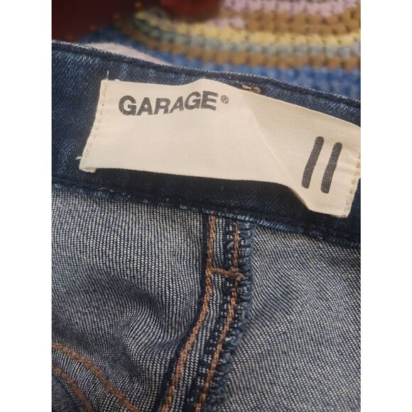 Garage brand Juniors 11 factory distressed hi waisted - Picture 3 of 5